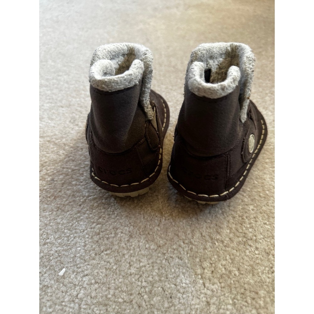 Crocs boots with lining. - Picture 2 of 4